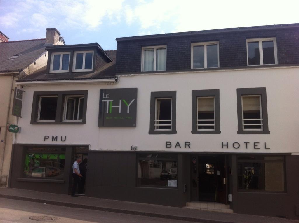 Le Thy Hotel Ploermel Exterior photo